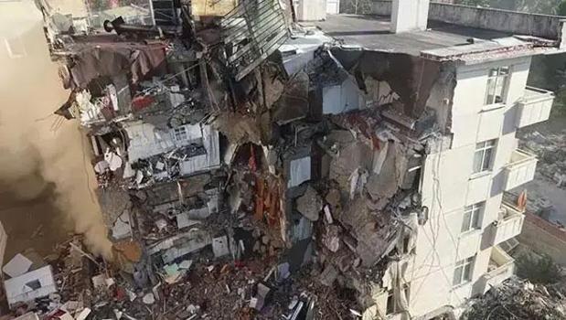 Maltepe'de kısmen çöken bina soruşturmasında 2 tutuklama)