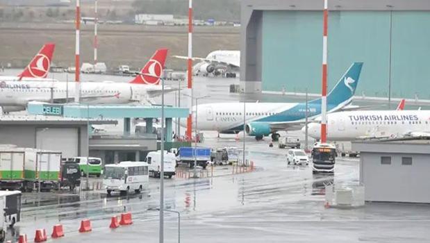 Haciz kalktı! Caspian Airlines’e ait İran uçağı 11 gün sonra İstanbul Havalimanı’ndan havalandı)