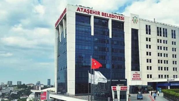 Ataşehir Belediyesi AK Parti'ye geçti)
