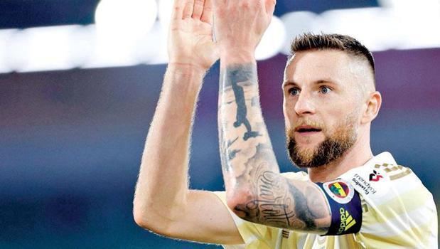 Fener duvarı)