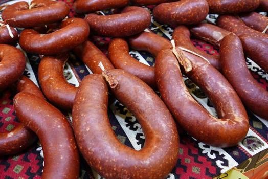 Bakanlık listeyi güncelledi, gerçekler ortaya çıktı! Hileli sucuk ile bozuk sucuk nasıl ayırt edilir?)