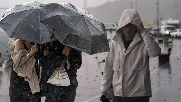Meteoroloji saat verdi, Valilik uyardı! İstanbul dahil 16 ilde fırtına ve sağanak alarmı)