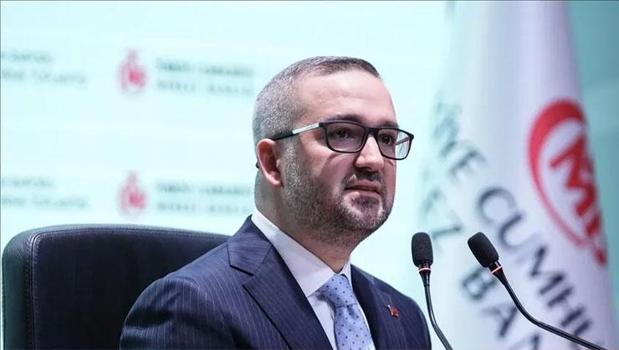TCMB Başkanı Karahan'dan fon çıkışları ve TL mesajı)