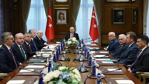 Cumhurbaşkanlığı Yüksek İstişare Kurulu toplandı)