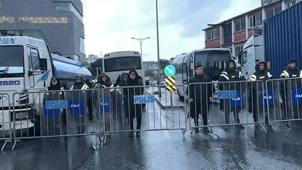 Halk TV’nin sosyal medya hesaplarına erişim engeli kararı)