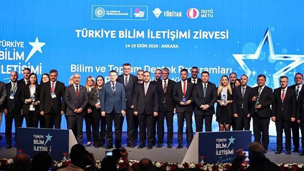İlk Türkiye Bilim İletişimi Zirvesi düzenlendi! Bakan Kacır: 'Bilim ve teknoloji için el ele çalışacağız')
