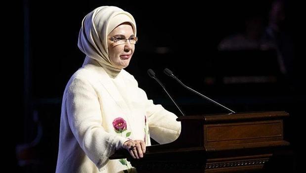 Emine Erdoğan, Türkiye Maarif Vakfı'nın 10. kuruluş yıl dönümünü kutladı)