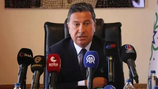 Muğla Büyükşehir Belediye Başkanı Ahmet Aras CHP'den istifa etti)