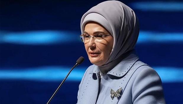 Emine Erdoğan'dan Türkiye Maarif Vakfı 10. Yıl Programı'na ilişkin paylaşım)