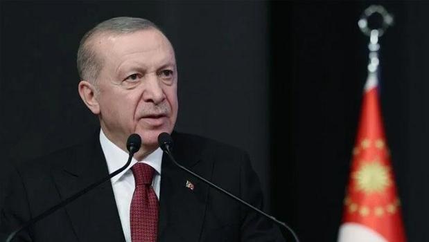 Cumhurbaşkanı Erdoğan'dan yazar Cevat Özkaya için taziye mesajı)