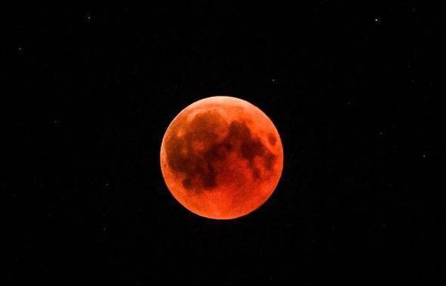 En güzel Kanlı Ay Tutulması fotoğrafları