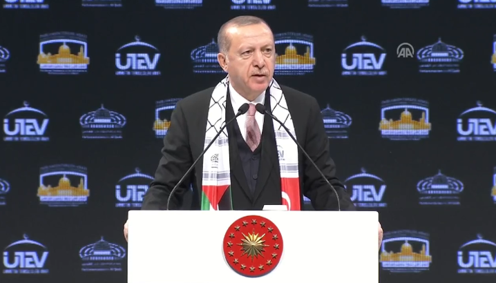 Cumhurbaşkanı Erdoğan'dan önemli mesajlar: Bu millet enayi değil, hesap sormasını bilir