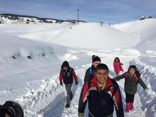 Bugün okullar tatil mi? Hangi illerde okullar tatil?