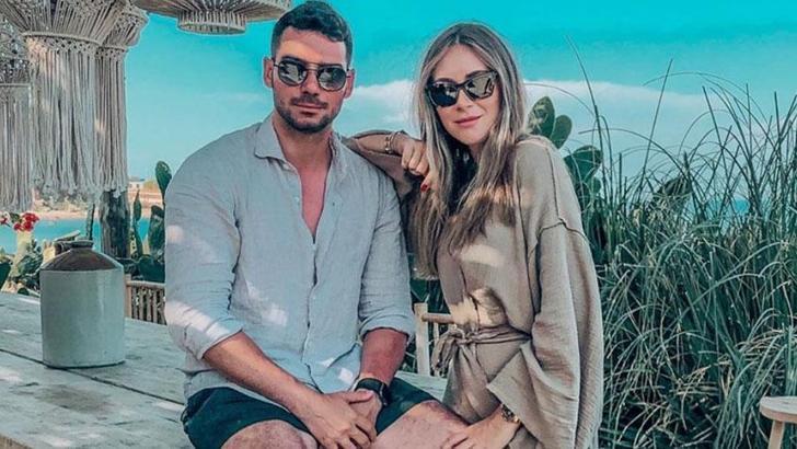 Selma Çilek ile eşi Sinan Çiftçi'den deniz ortasında hamburger ziyafeti