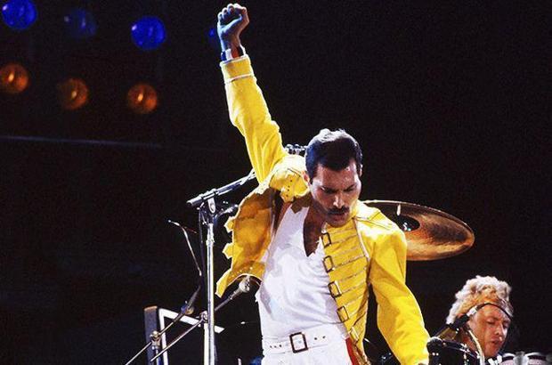 Rock efsanesi Freddie Mercury'nin ölümünün 28'inci yılı