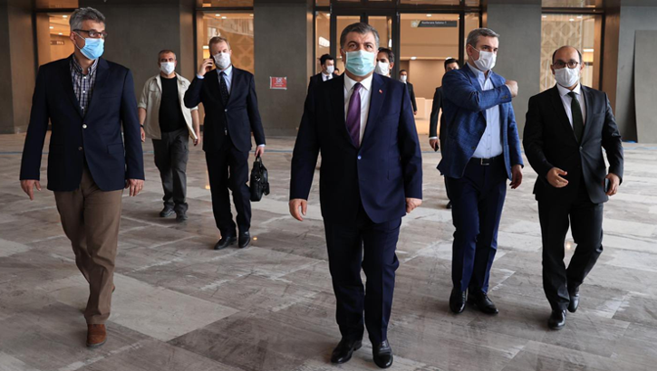 Bakan Koca bu fotoğrafla duyurdu: Perşembe günü açılıyor