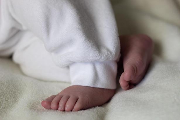 Bebeklerde ateş nasıl düşürülür? Bebeklerde ateş kaç olmalı?