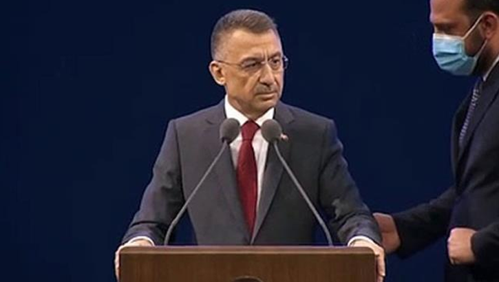 Fuat Oktay canlı yayında rahatsızlandı