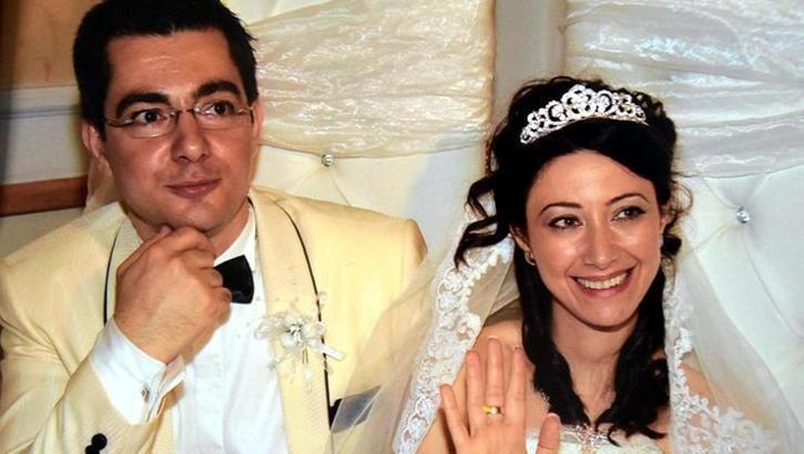 Akademisyen çiftin boşanması yılan hikayesine döndü