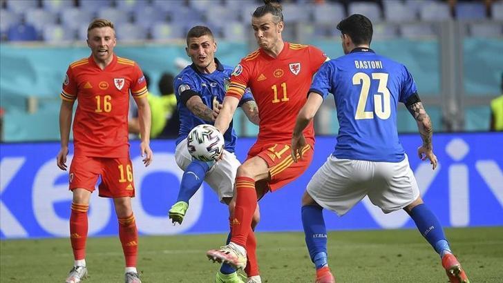 İtalya ve Galler, EURO 2020'de son 16 turuna yükseldi