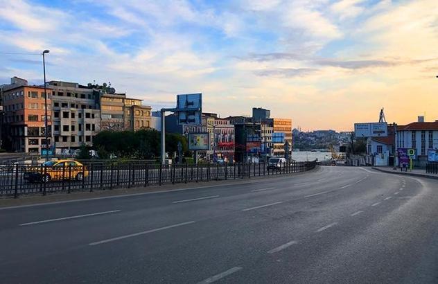 Hafta sonu sokağa çıkma yasağı var mı? 27 Haziran Pazar günü sokağa çıkmak serbest mi?