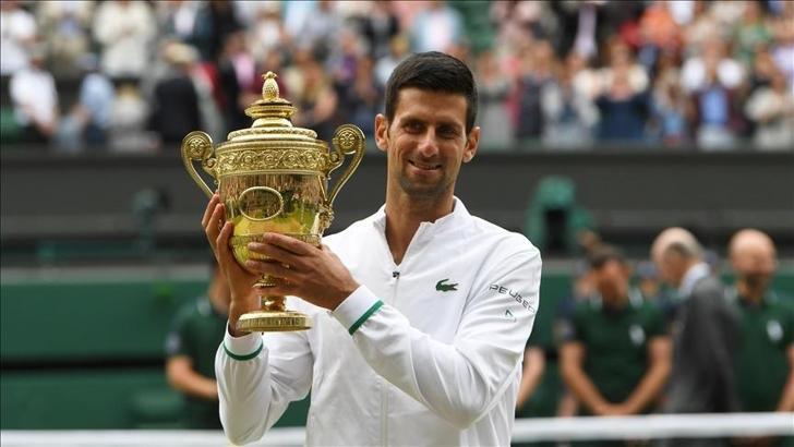 Djokovic, Wimbledon'da tarih yazdı! 6. şampiyonluğuna ulaştı