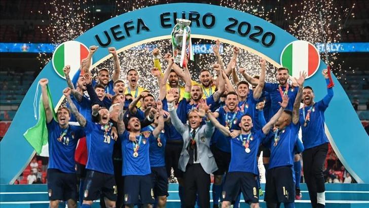 EURO 2020'de şampiyon İtalya oldu