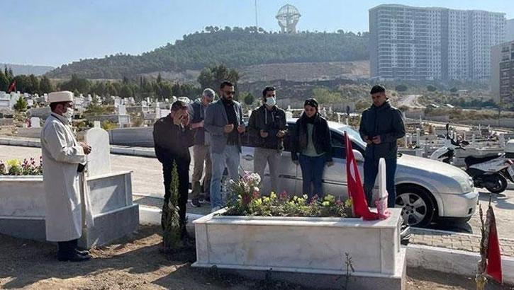 İzmir depreminde hayatını kaybedenler anıldı