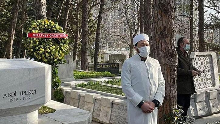 Abdi İpekçi kabri başında anıldı