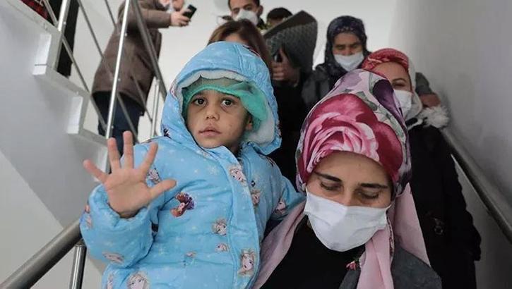 Asiye Ateş, Gaziantep’te çiçeklerle karşılandı