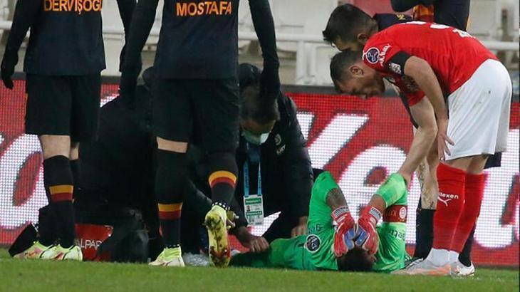 Galatasaray'a Muslera'dan kötü haber