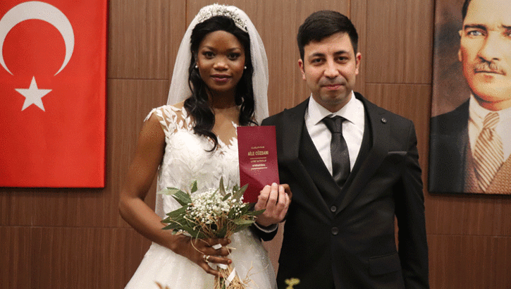 Afrika'dan 3. gelin geldi! İş adamının vasiyeti yerine getirildi