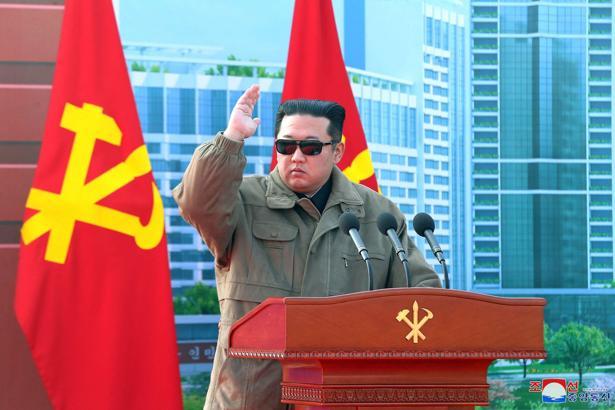 Kim Jong-un, çiçekler açmadı diye bahçıvanlara bunu yaptı!
