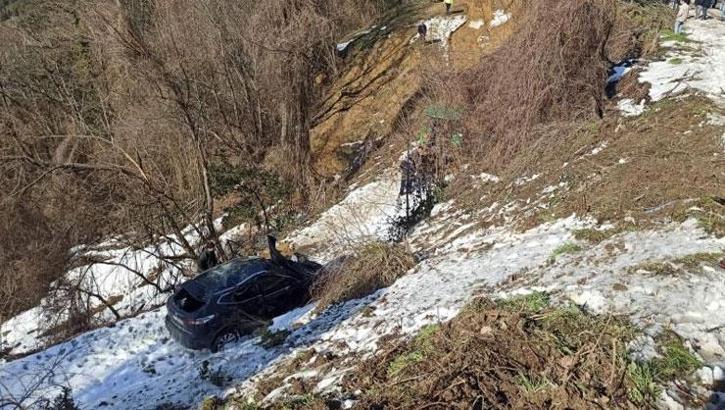 Şehit annesi ve babası cipin içinde uçuruma yuvarlandı!