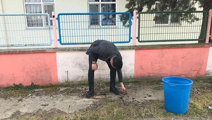Veliler tedirgin! Okul bahçesi alemcilerin yuvası oldu iddiası