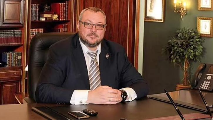 Eski Kremlin yetkilisi, eşi ve küçük kızı ölü bulundu