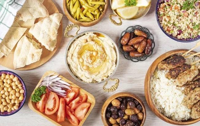 İftar sofrası için sağlıklı ve ekonomik yemek tarifleri