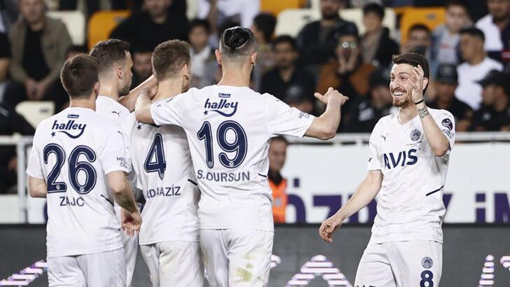 Fenerbahçe deplasmanda farklı kazandı