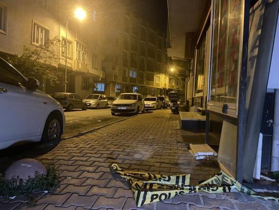 Eşinin telefonuna gelen mesajları gören koca dehşet saçtı