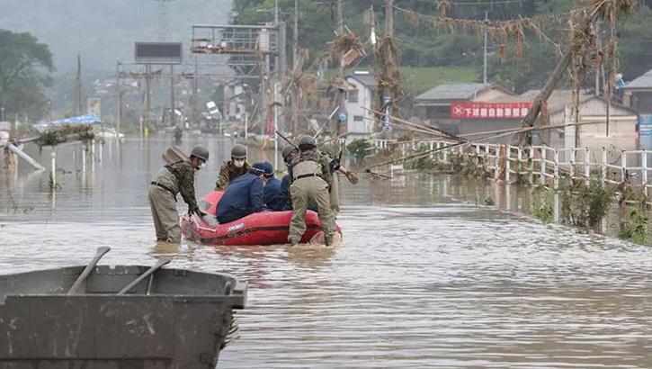 Japonya’da sel felaketi: 106 bin ev tahliye edilecek!