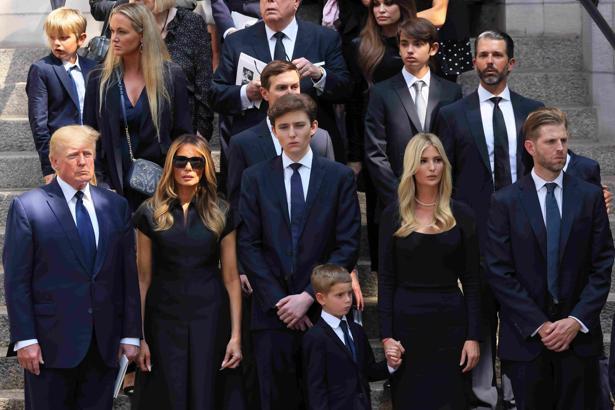 Ivana Trump'ın cenazesinde gergin anlar