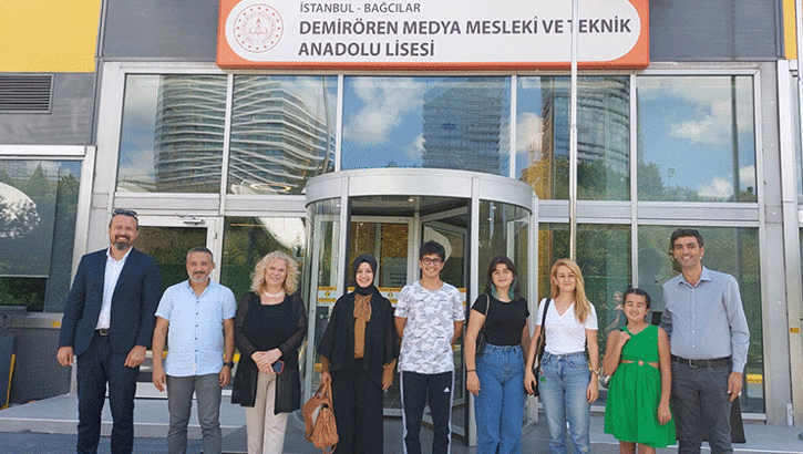 Demirören Medya Mesleki ve Teknik Anadolu Lisesi’nin en başarılı öğrencileri okulunu ziyaret etti