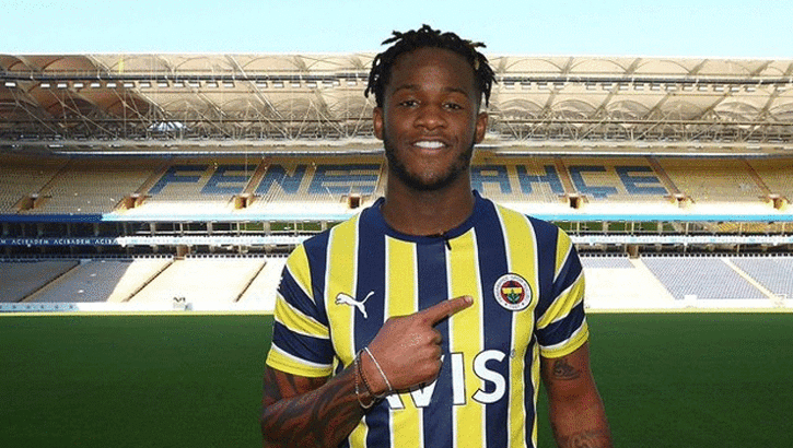 Fenerbahçe'ye tanıdık golcü! Transfer KAP'a bildirildi