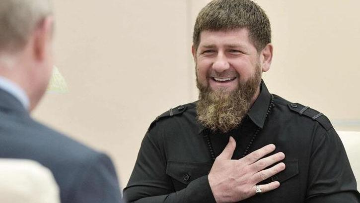Çeçen lider Kadirov, görevi bırakıyor