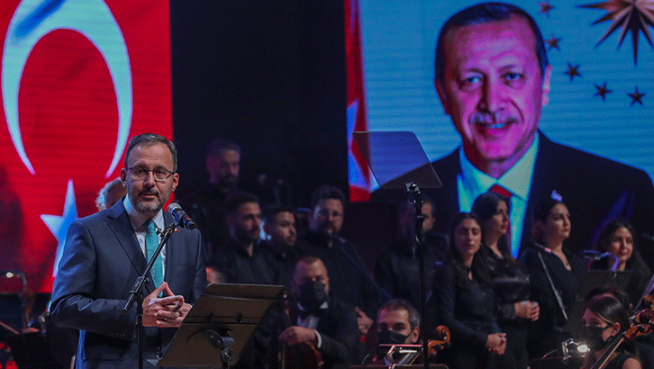 Bakan Kasapoğlu Yunus Emre anısına şiir okudu