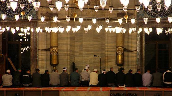 CUMA NAMAZI SAATİ 28 Ekim! Öğlen ezanı bugün saat kaçta okunacak, Cuma namazı saat kaçta kılınacak? Diyanet Cuma namazı vakitleri