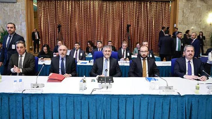 Hazine ve Maliye Bakanlığı bütçesi Komisyon'da kabul edildi