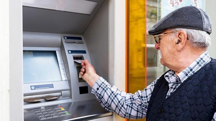 EYT ne zaman çıkacak? Memurları da kapsayacak mı? Emeklilikte Yaşa Takılanlar yasası ne zaman yürürlüğe girecek?