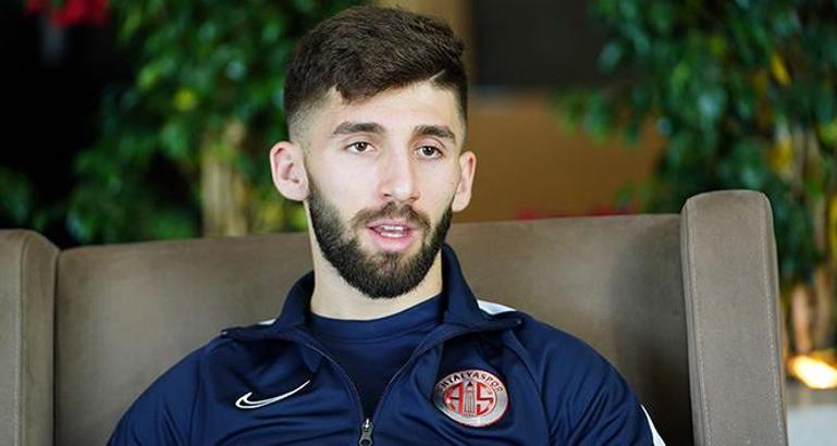 Antalyaspor Doğukan Sinik'i resmen açıkladı