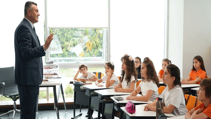 Özel okullar yüzde 65 zammı az bulunca acısını başka yerden çıkardı